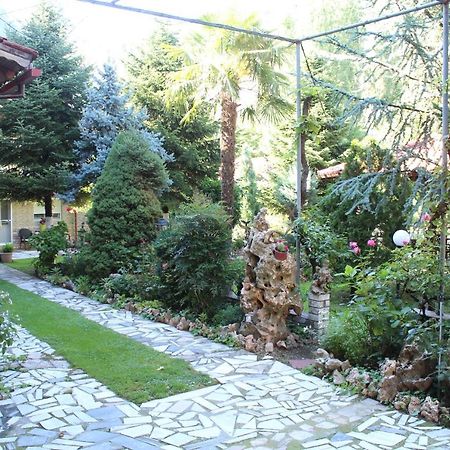 Germanos Studios Като-Лутраки Экстерьер фото